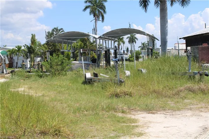 3884 Plumosa Dr, Fort Myers, Florida 33956