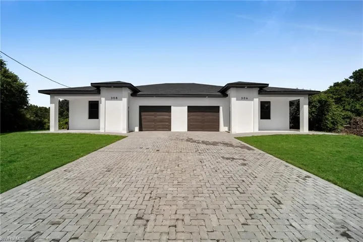 306 / 308 Bell Blvd S, Lehigh Acres, Florida 33974
