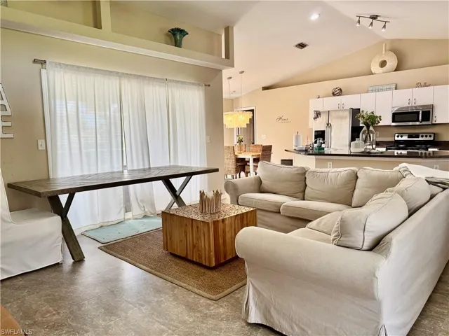 1506 Sw 14th St, Cape Coral, Florida 33991