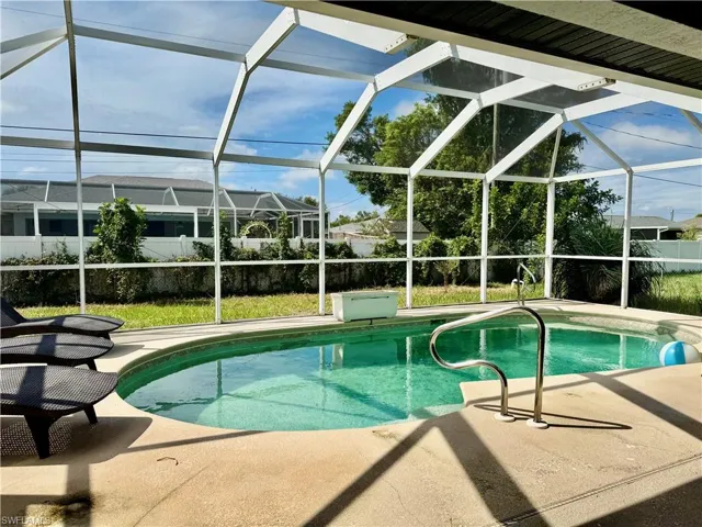 1506 Sw 14th St, Cape Coral, Florida 33991