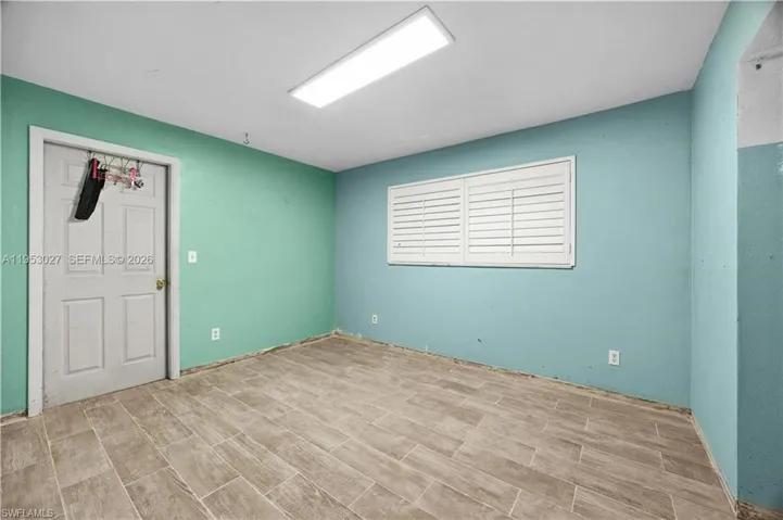1526 Ne 4th Ter, Cape Coral, Florida 33909