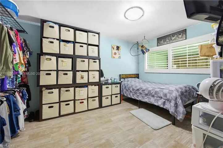 1526 Ne 4th Ter, Cape Coral, Florida 33909