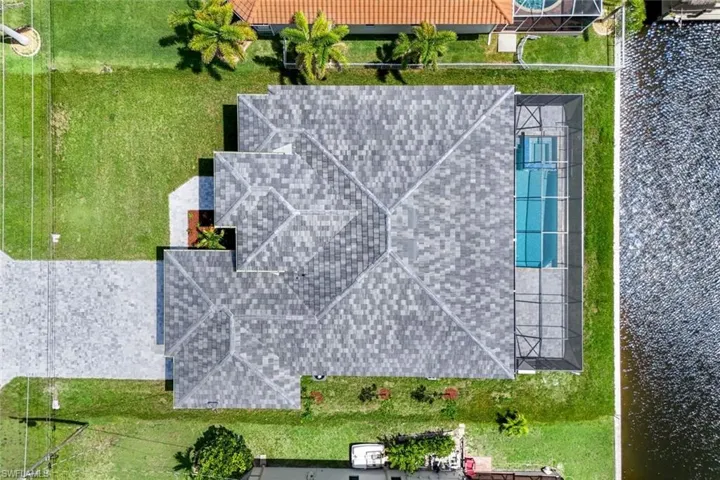 1613 Nw 39th Ave, Cape Coral, Florida 33993