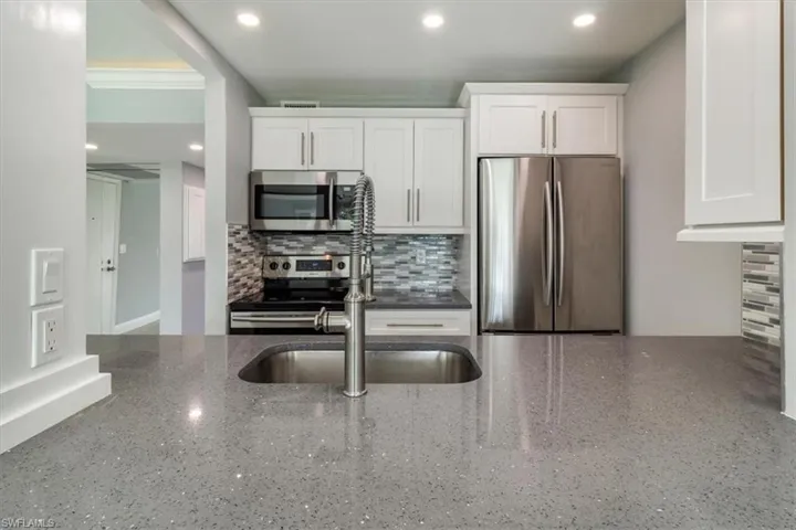 1086 Forest Lakes Dr # 9205, Naples Fl 34105
