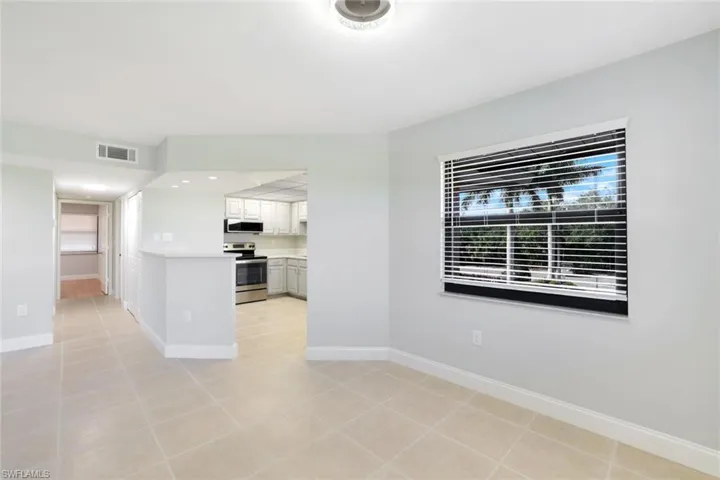 1508  Mainsail  DR, Naples, FL 34114
