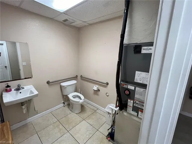 3941  Broadway  , Fort Myers, FL 33901