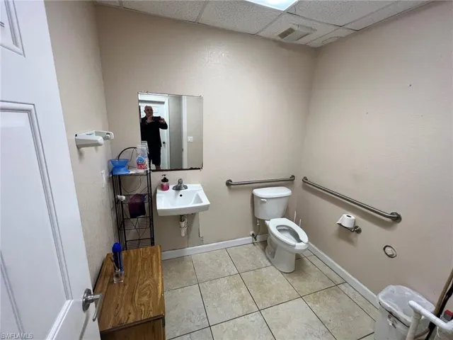 3941  Broadway  , Fort Myers, FL 33901