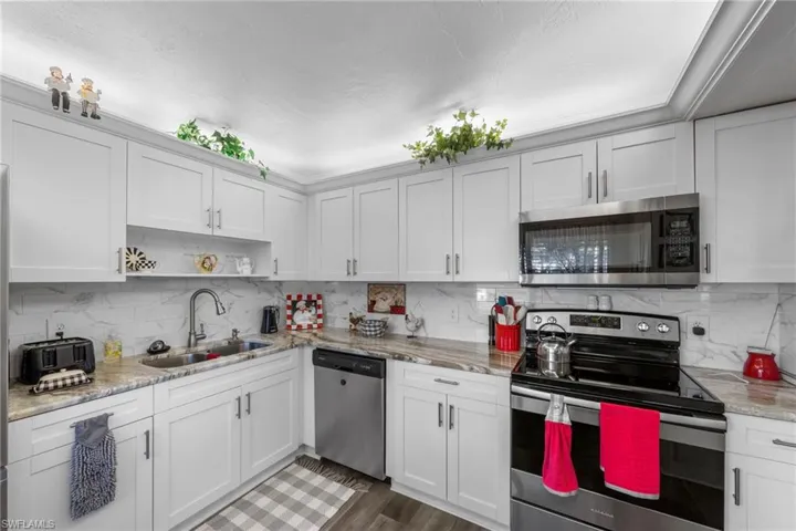 760 Teryl Rd 1, Naples, Florida 34112