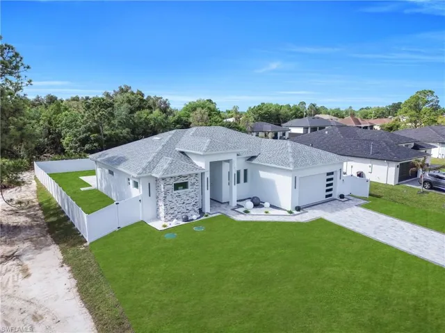 3710 6th St Sw, Lehigh Acres, Florida 33976