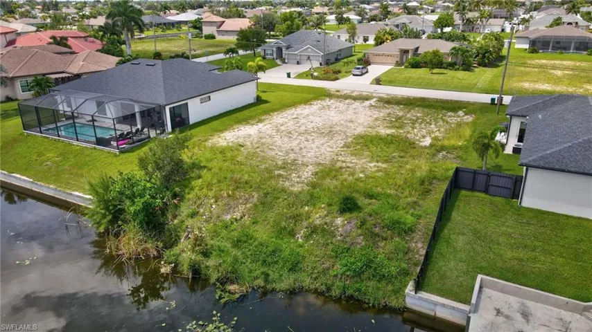 2535 Sw 11th Ave, Cape Coral, Florida 33914