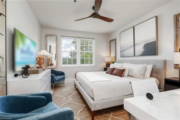 365 5th Ave S 307, Naples, Florida 34102