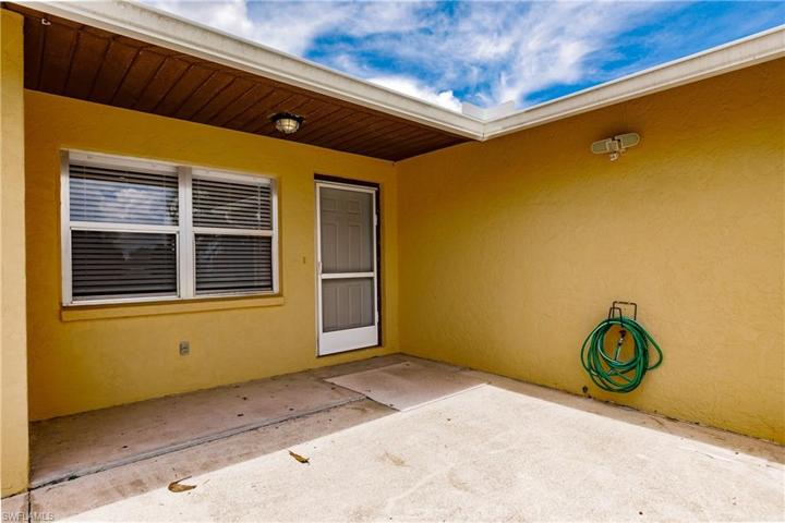 134  Boundary  BLVD, ROTONDA WEST, FL 33947