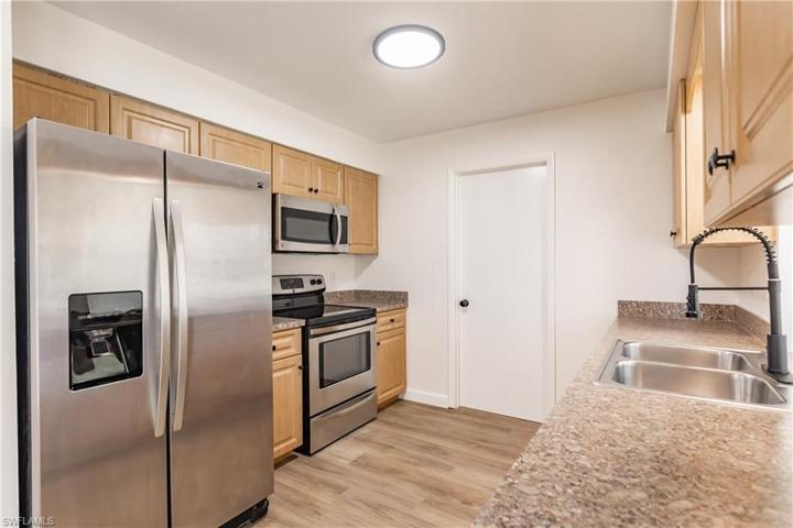134  Boundary  BLVD, ROTONDA WEST, FL 33947