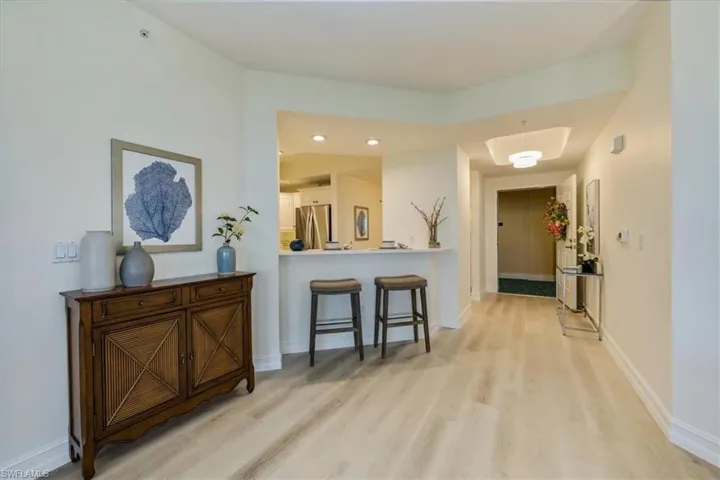 1001  Arbor Lake  DR, Naples, FL 34110