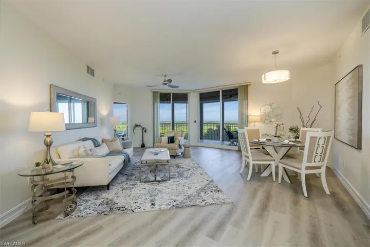 1001  Arbor Lake  DR, Naples, FL 34110