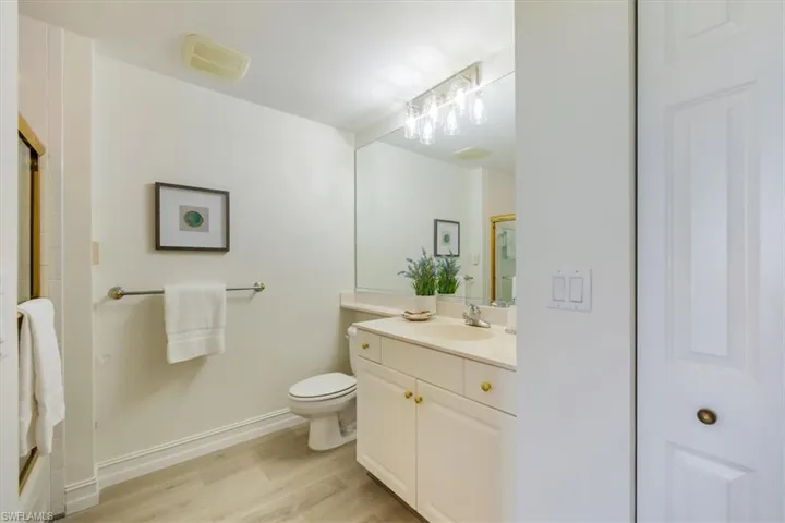 1001  Arbor Lake  DR, Naples, FL 34110