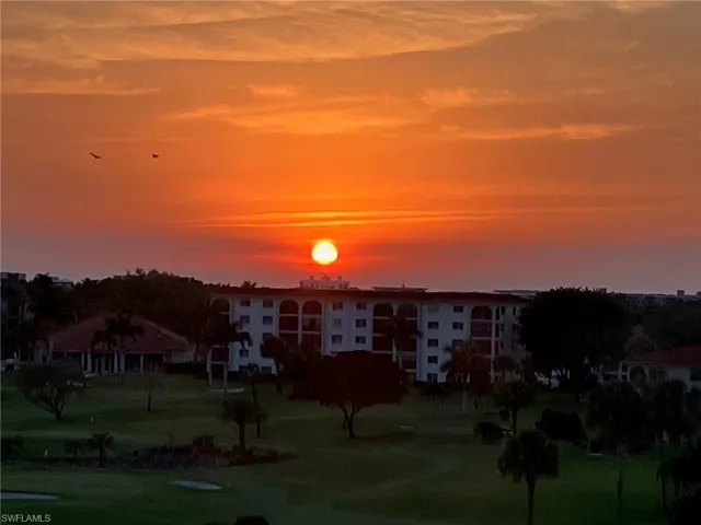 Enjoy beautiful sunsets every night!