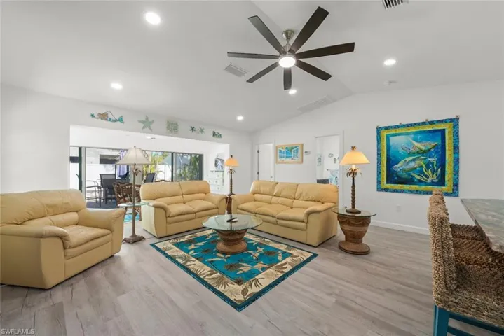 534 Piedmont Rd, Sanibel, Florida 33957