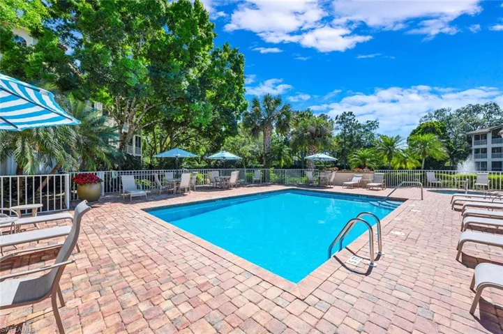6010  Chardonnay  LN, Naples, FL 34119