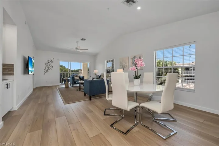 6010  Chardonnay  LN, Naples, FL 34119