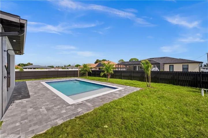 1805 NW 12th  ST, Cape Coral, FL 33993