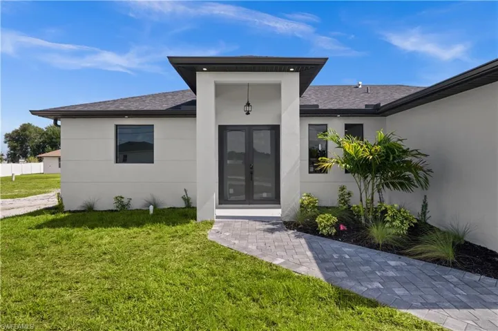 1805 NW 12th  ST, Cape Coral, FL 33993