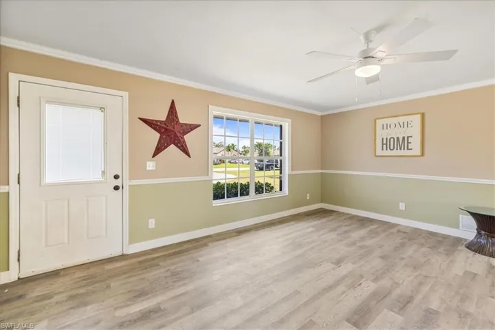 4216 Se 1st Ct, Cape Coral, Florida 33904