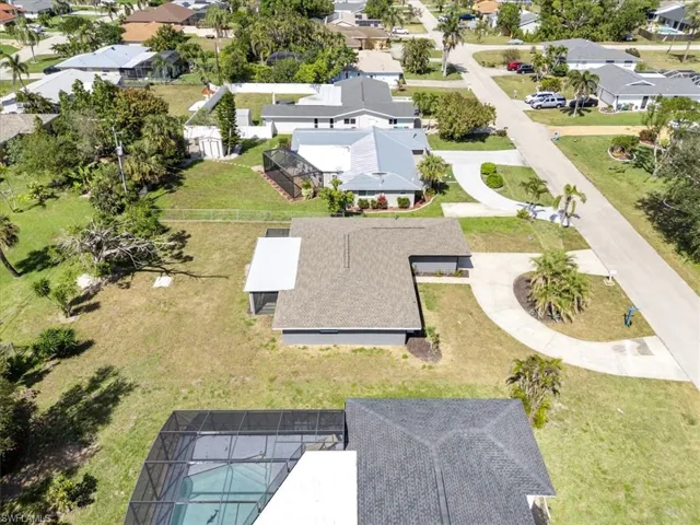 4216 Se 1st Ct, Cape Coral, Florida 33904