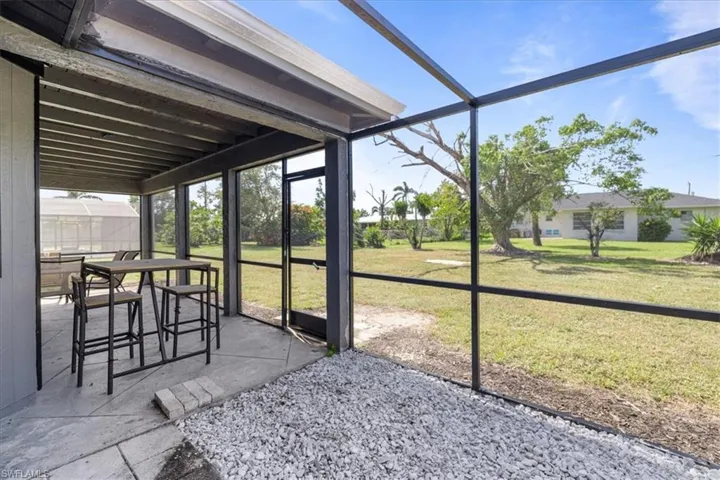 4216 Se 1st Ct, Cape Coral, Florida 33904