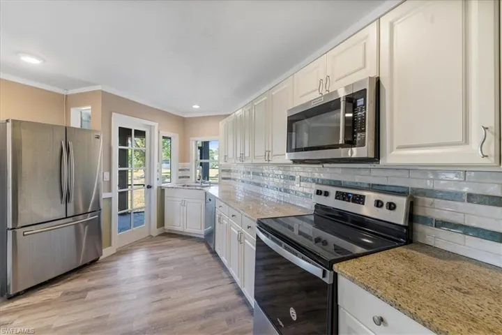 4216 Se 1st Ct, Cape Coral, Florida 33904