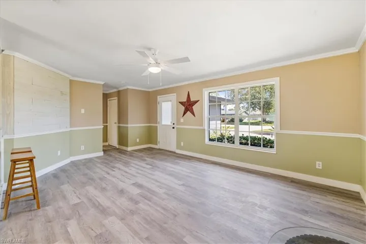 4216 Se 1st Ct, Cape Coral, Florida 33904