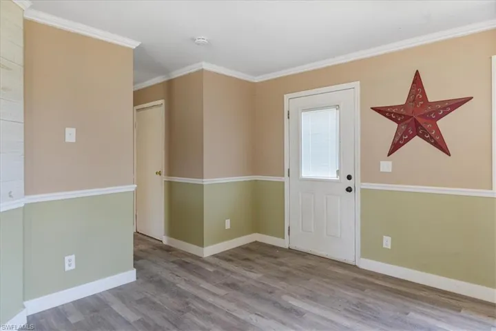 4216 Se 1st Ct, Cape Coral, Florida 33904
