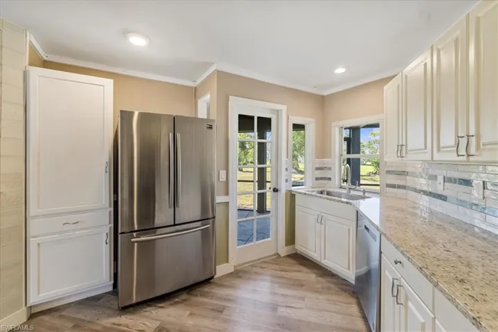 4216 Se 1st Ct, Cape Coral, Florida 33904