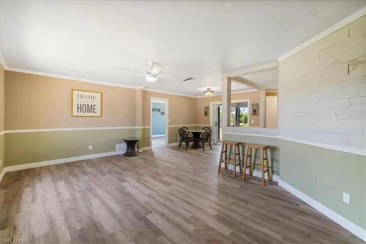 4216 Se 1st Ct, Cape Coral, Florida 33904