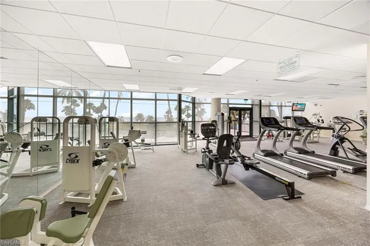 4651 Gulf Shore Blvd N 1106, Naples, Florida 34103
