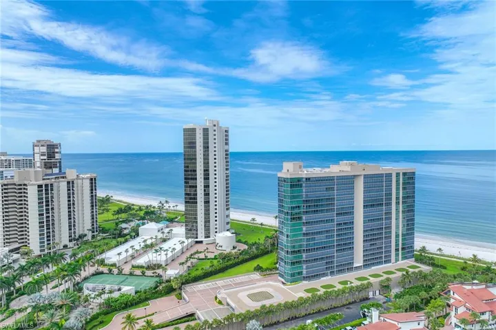 4651 Gulf Shore Blvd N 1106, Naples, Florida 34103