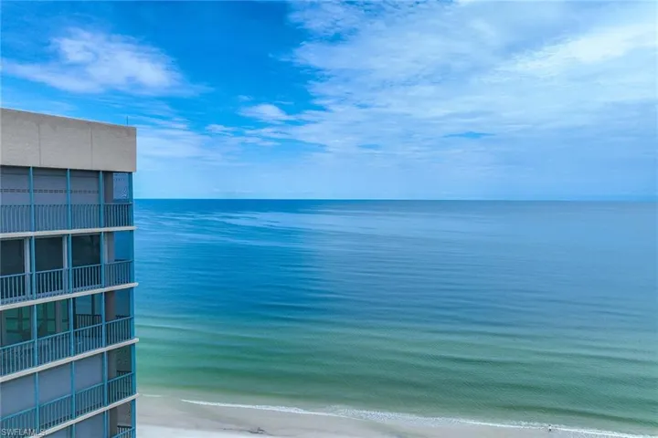 4651 Gulf Shore Blvd N 1106, Naples, Florida 34103