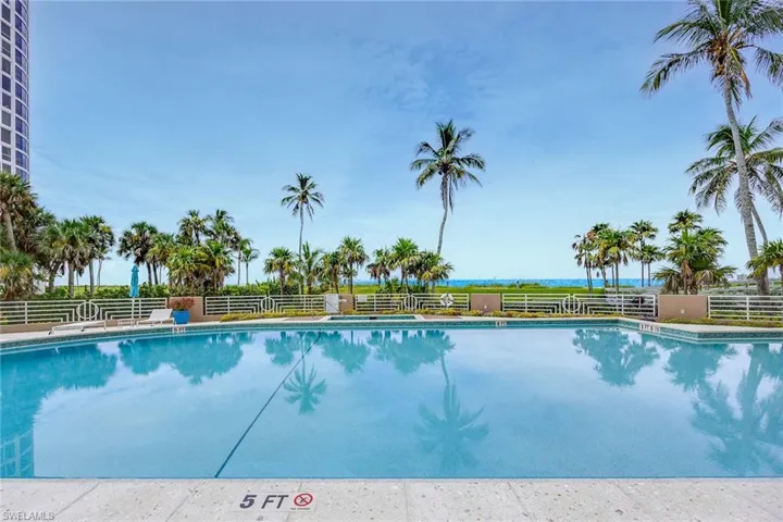 4651 Gulf Shore Blvd N 1106, Naples, Florida 34103