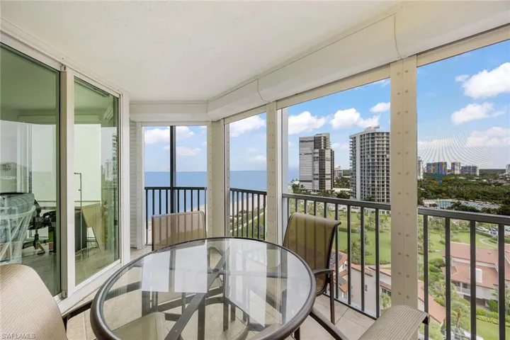 4651 Gulf Shore Blvd N 1106, Naples, Florida 34103