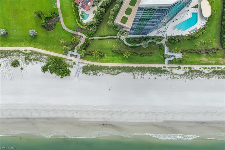 4651 Gulf Shore Blvd N 1106, Naples, Florida 34103