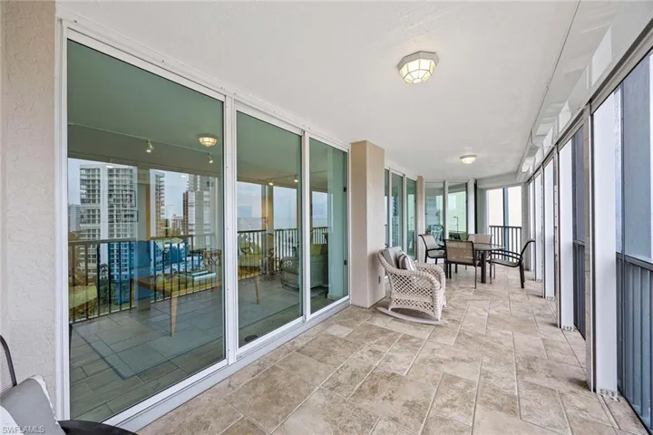 4651 Gulf Shore Blvd N 1106, Naples, Florida 34103
