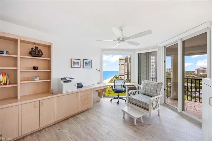 4651 Gulf Shore Blvd N 1106, Naples, Florida 34103