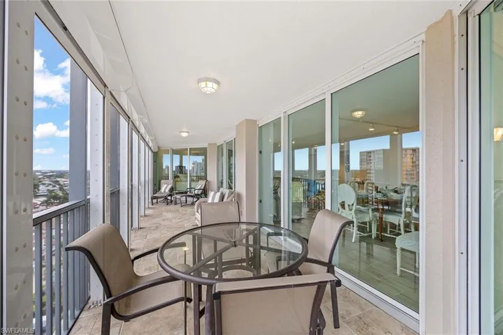 4651 Gulf Shore Blvd N 1106, Naples, Florida 34103