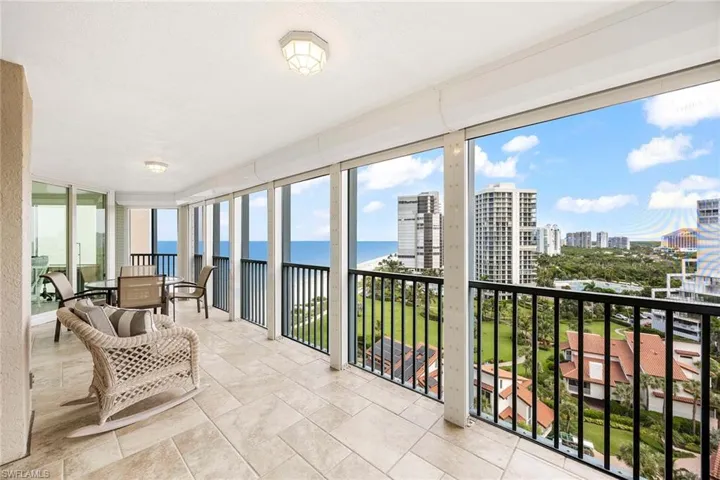 4651 Gulf Shore Blvd N 1106, Naples, Florida 34103