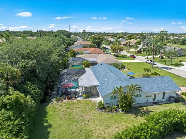 28345  Tasca  DR, Bonita Springs, FL 34135