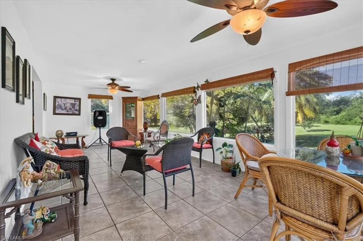 591 21st St Nw, Naples, Florida 34120