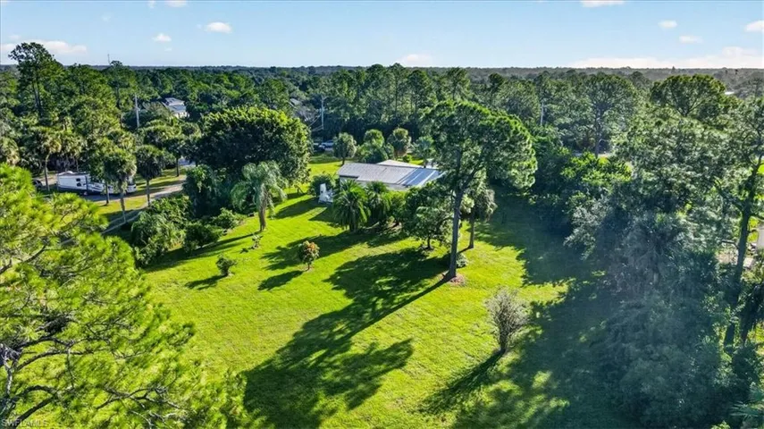 591 21st St Nw, Naples, Florida 34120