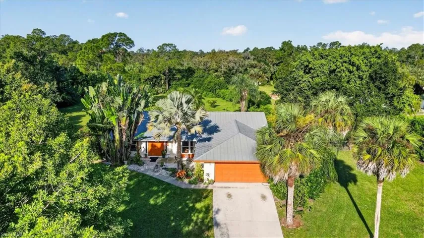 591 21st St Nw, Naples, Florida 34120