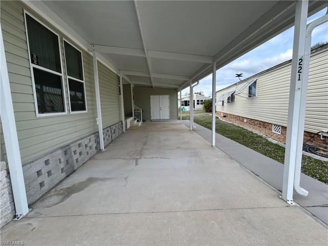 carport/driveway