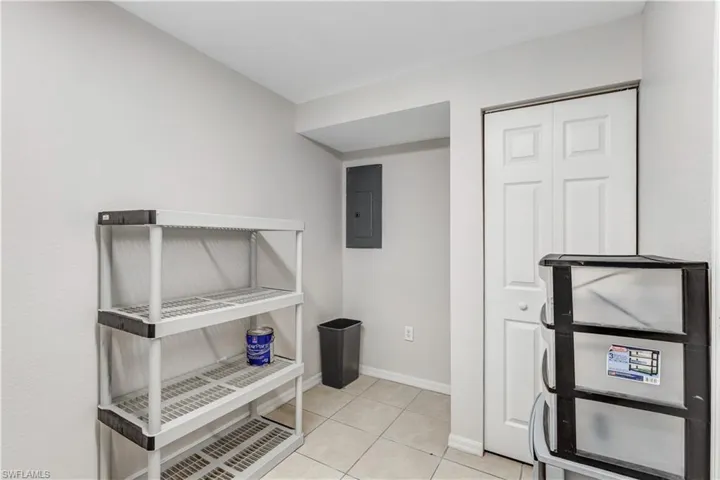 7945  Preserve  CIR, Naples, FL 34119